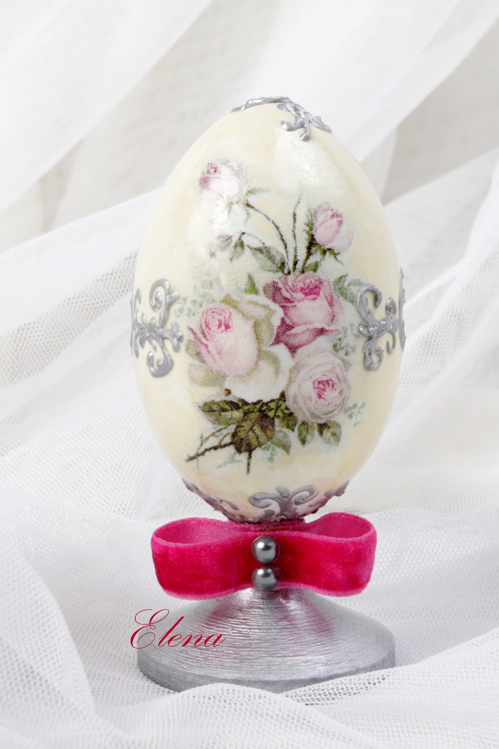 Яйцо пасхальное Розы