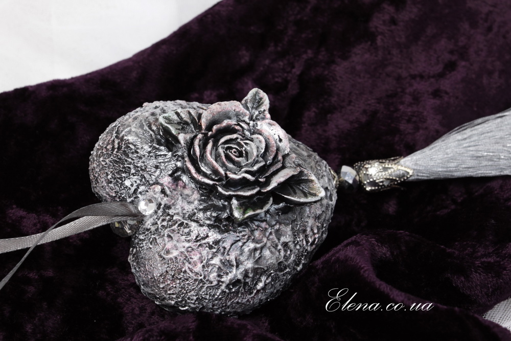 Серебряная роза